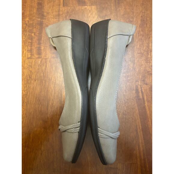 LifeStride Impact Slip On’s in taupe, Sz 8.5 m - Picture 7 of 10